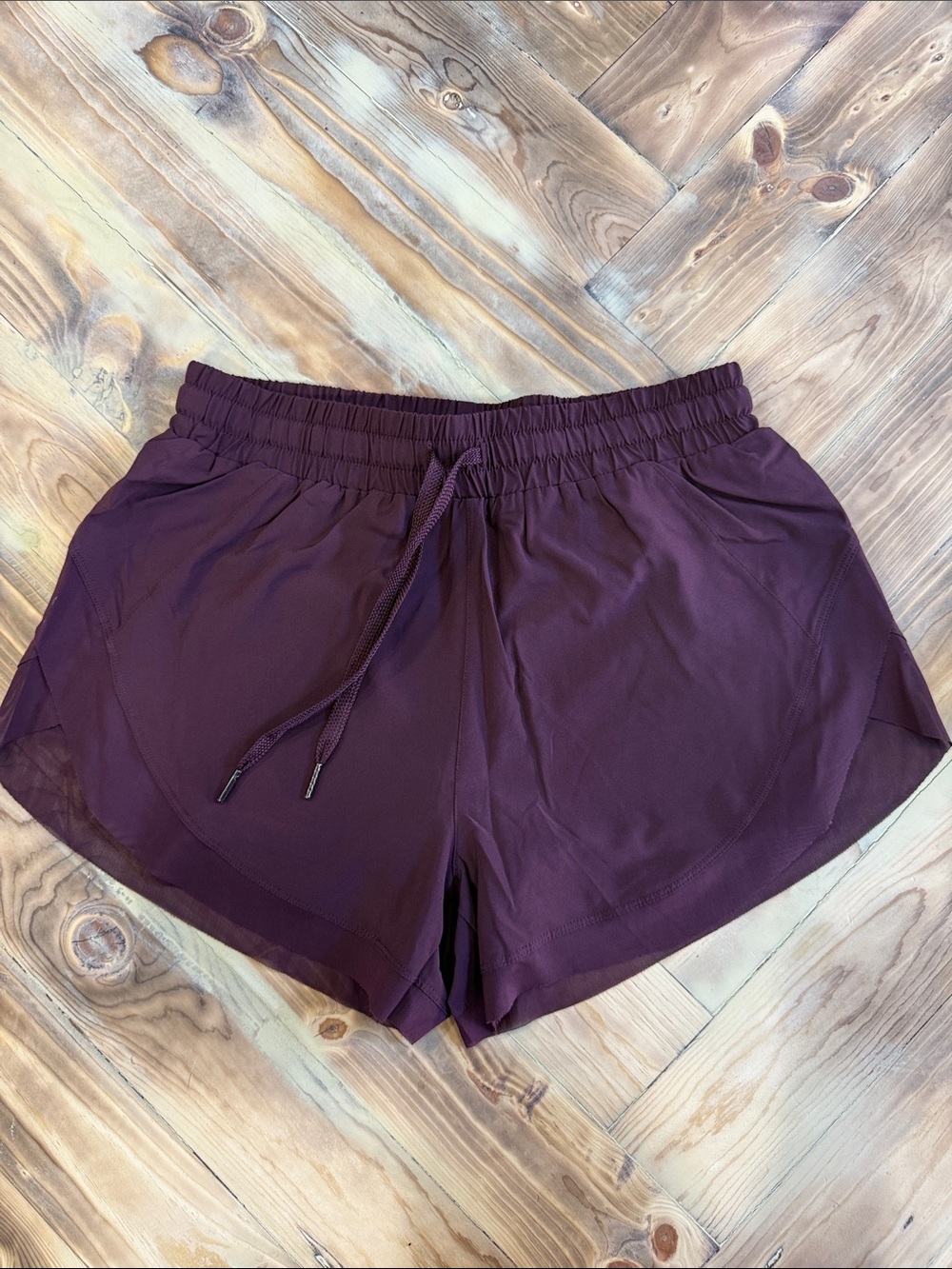 Women's Maroon Drawstring Active Shorts